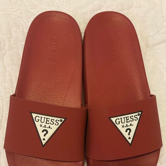 Guess red slides - Picture 8 of 8